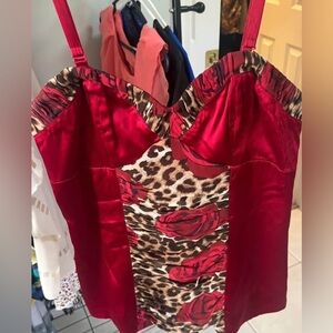 Womens Size 6 Silk Bustier Style Top With Removable Straps